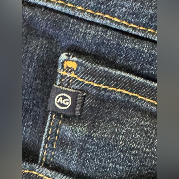 AG Harper essential straight jeans size 26R - Picture 9 of 10